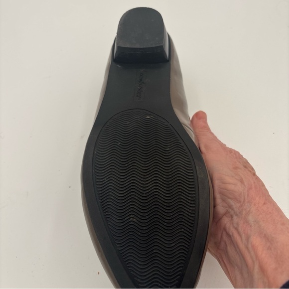 COMFORTVIEW ELENA SLIP ON WOMENS SHOES 9.5” Wide BEIGE MAN MADE PATENT MATERIAL - Picture 11 of 15